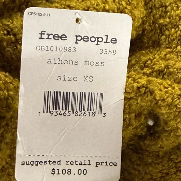 Free People Finders Keepers V-Neck Boucle Sweater in Athena Moss Green XS NWT - Picture 8 of 9